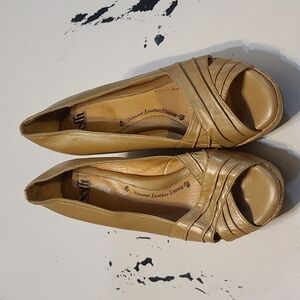 Sofft Women's Peep Toe Wedge Shoes Tan Leather‎ Uppers Cork Wedge Size 10 EUC